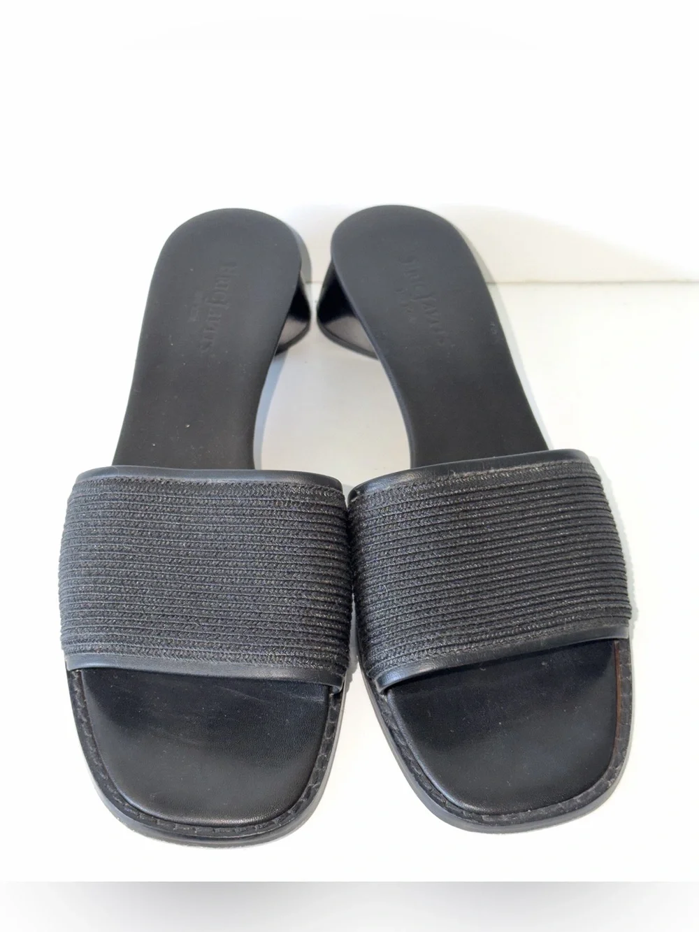 Eric Javitz Black Slide Sandals Women's Low Heel Slide Sz 9 Summer Minimalist - Picture 8 of 8